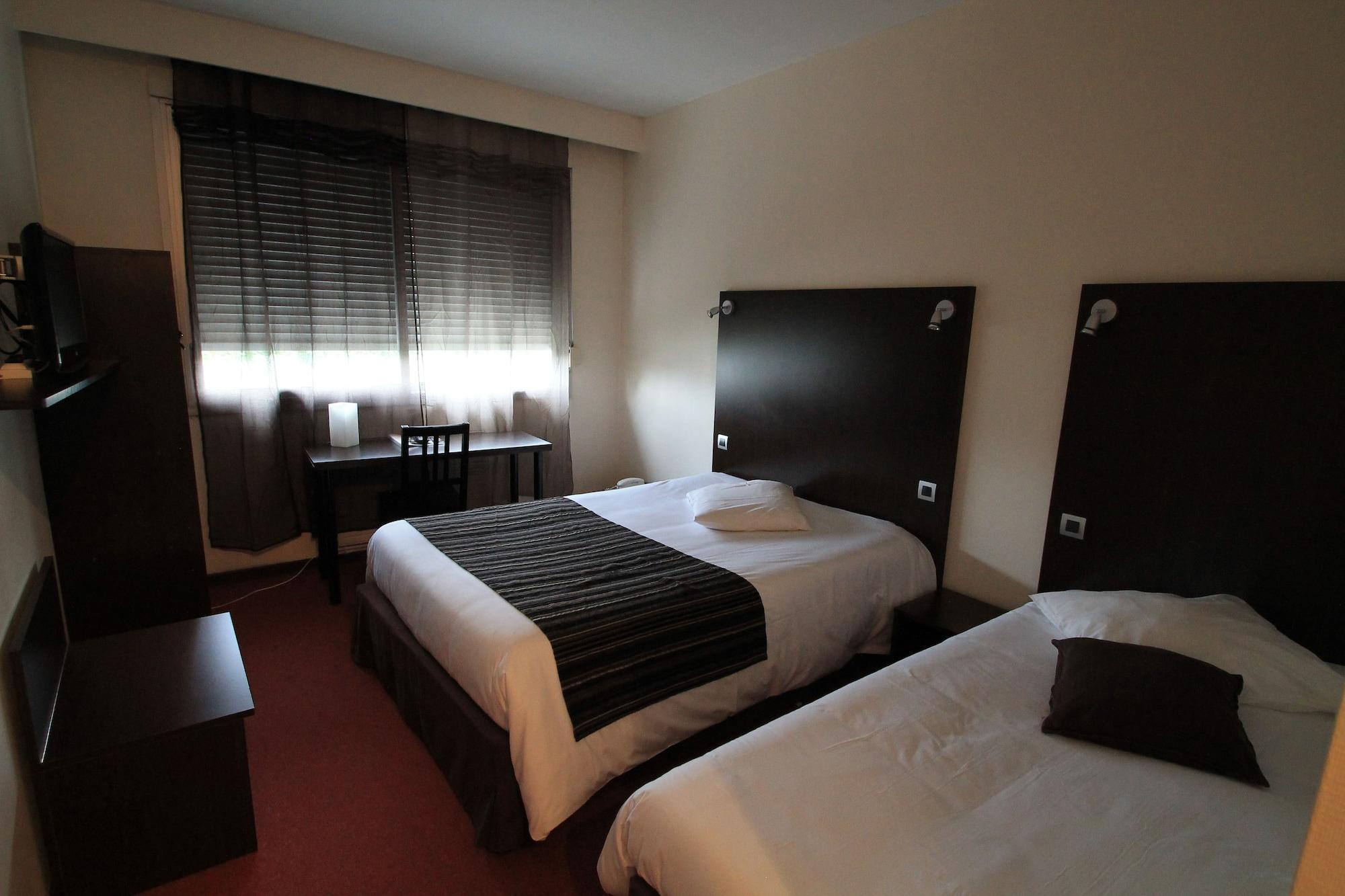 Adonis Lyon Est Hotel Artys Saint-Priest-en-Jarez 외부 사진